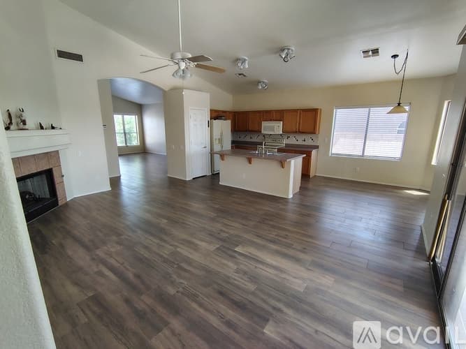 Mesa House: 2348 N Malachite