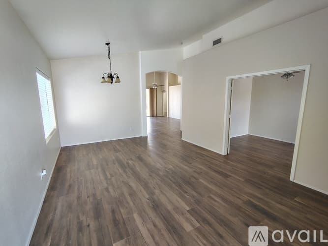 Mesa House: 2348 N Malachite