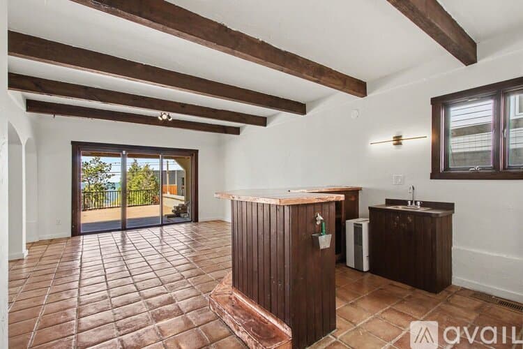 Ogden Dunes House: 31 Shore Drive