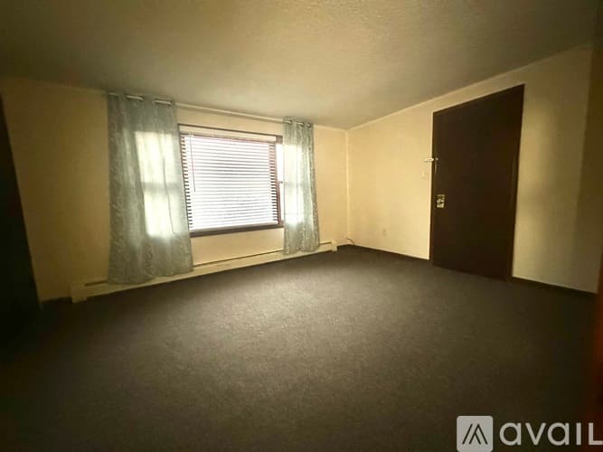 Rutland Apartment: 63 Lafayette Street