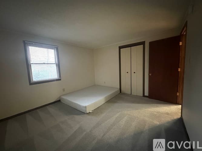 Rutland Apartment: 63 Lafayette Street