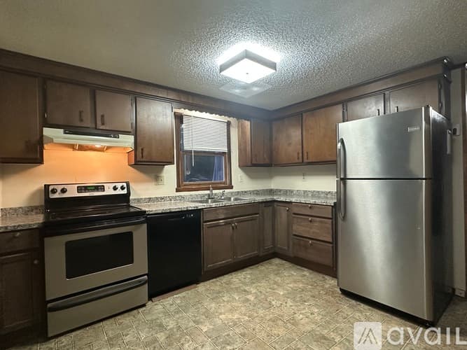 Rutland Apartment: 63 Lafayette Street