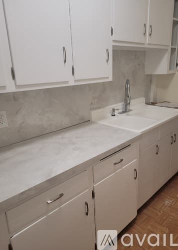 Lowell Apartment: 182 Pleasant Street