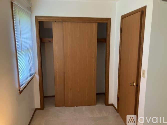Butler Apartment: 102 Ableview Dr Unit 11