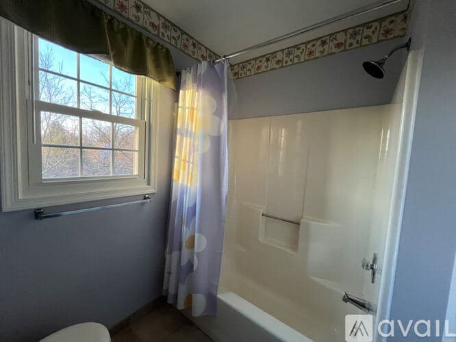 Sanatoga Townhome: 48 Shelly Lane