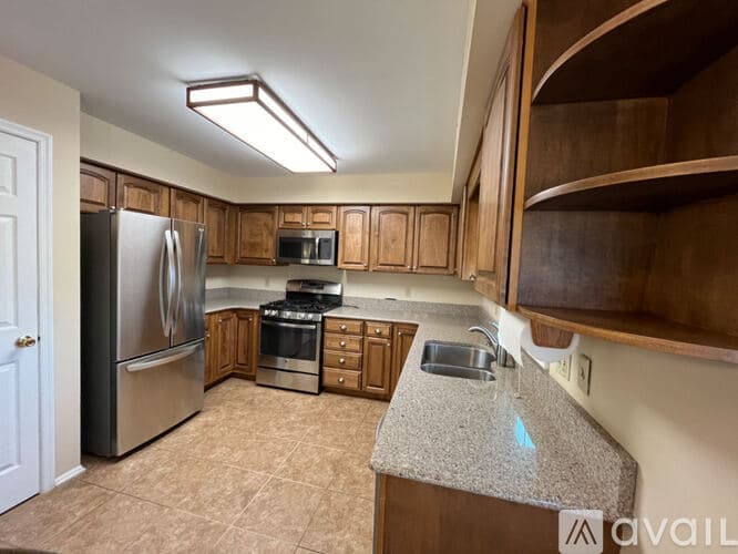 Sanatoga Townhome: 48 Shelly Lane