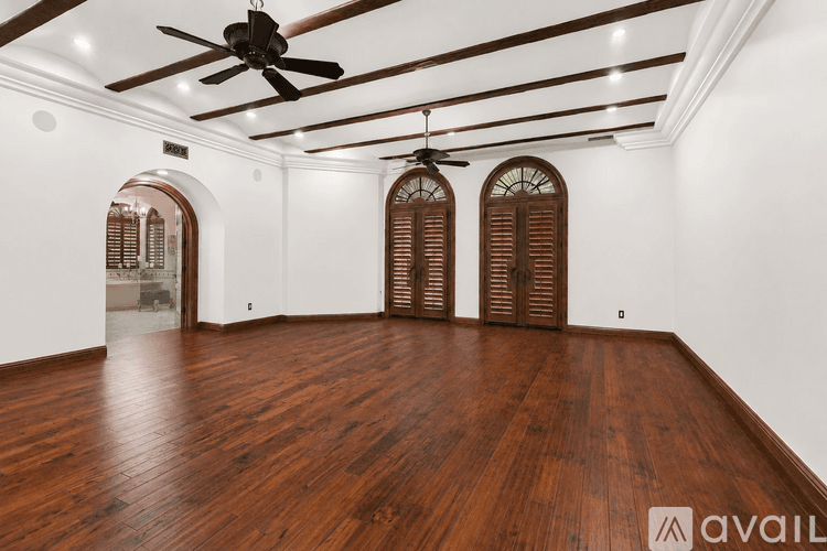 Paradise Valley House: 6770 E Bluebird Ln