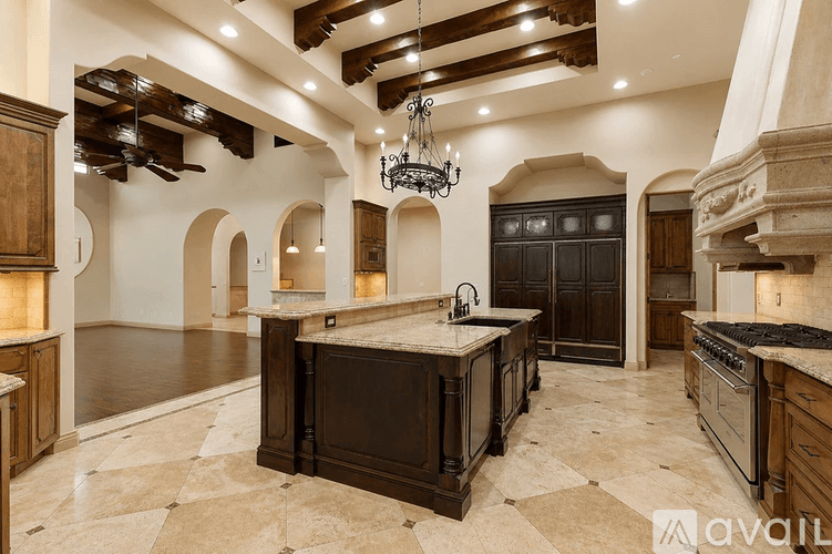 Paradise Valley House: 6770 E Bluebird Ln