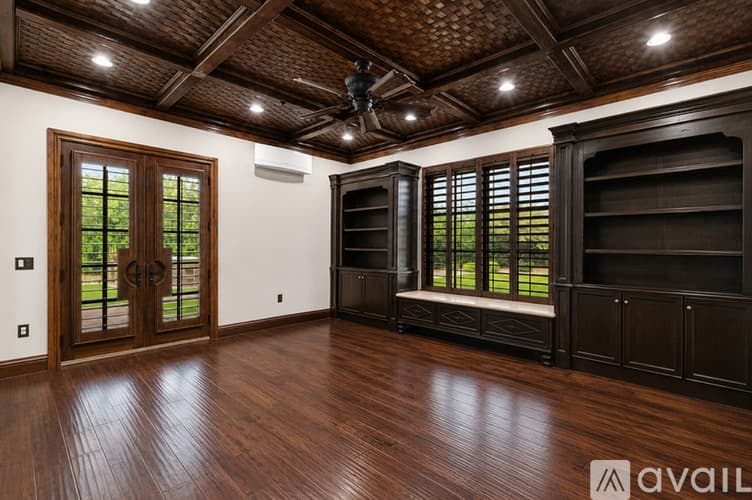 Paradise Valley House: 6770 E Bluebird Ln