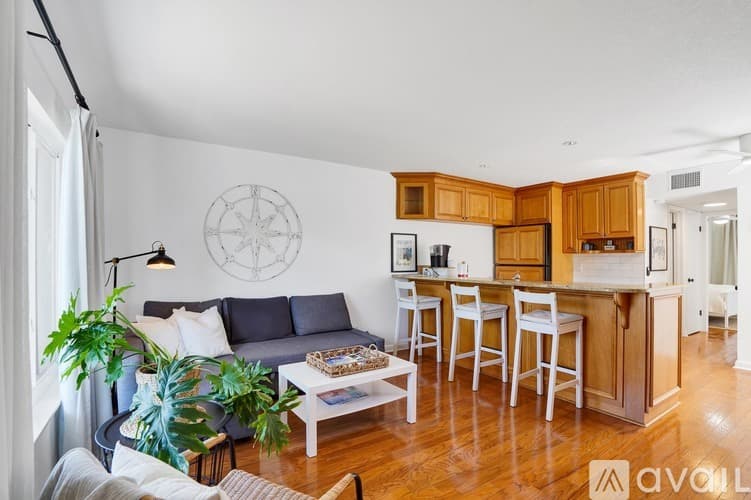 St. Pete Beach Apartment: 108 14th Ave