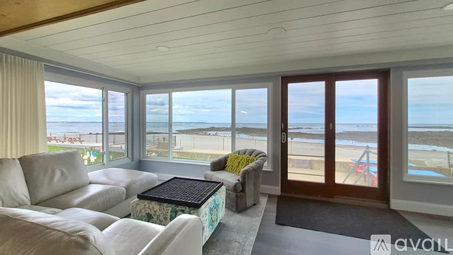 Wells House: 22 Gold Ribbon Dr