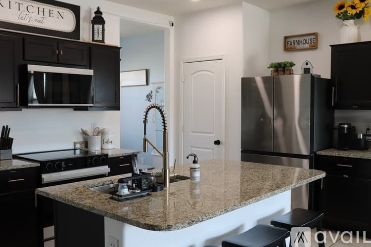 Florence House: 11332 East Sunflower Court