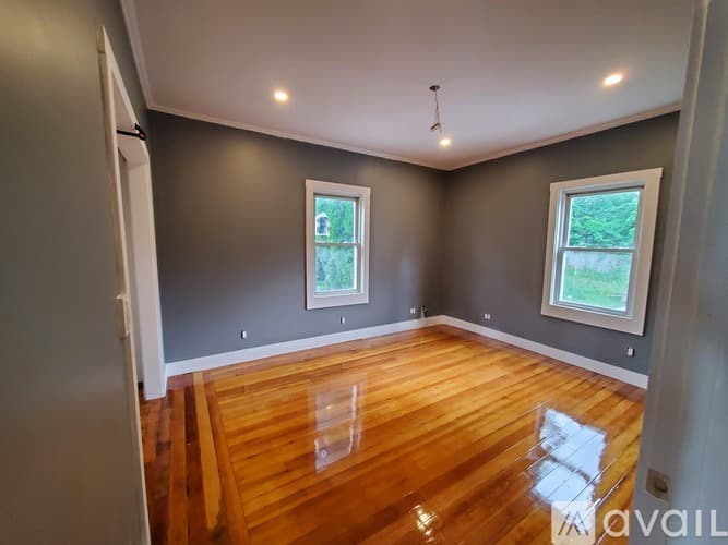 West Warwick Apartment: 58 Phenix Avenue