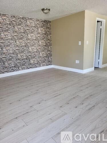 Port Richey Apartment: 11103 Harding Dr
