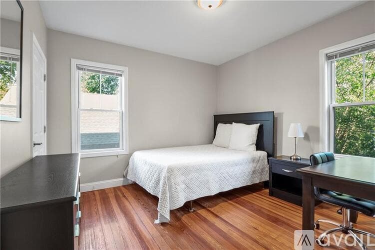 Providence Apartment: 171 Prospect St