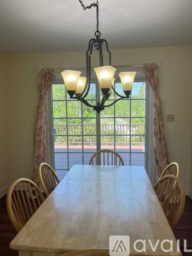 Sanatoga Townhome: 48 Shelly Lane