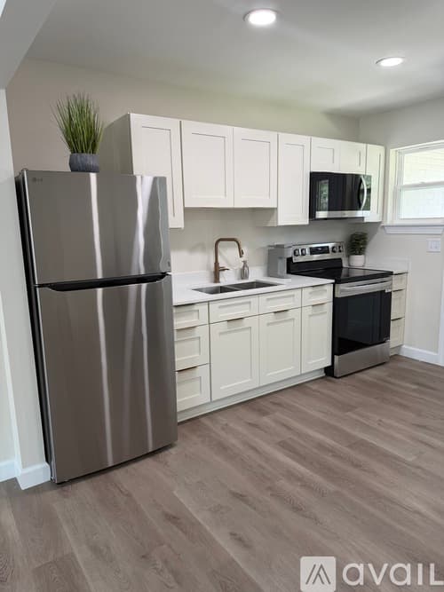 Moultrie Apartment: 1001 1st St SE
