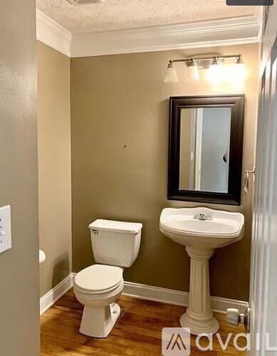 Buford House: 4442 Keenly Valley Dr NE
