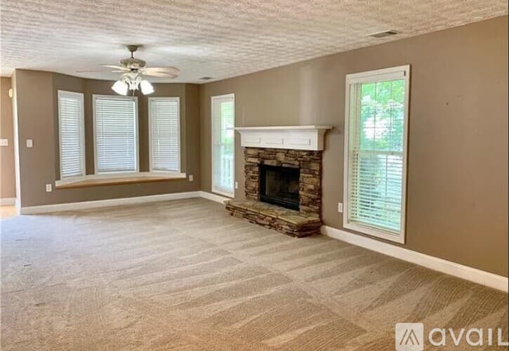Buford House: 4442 Keenly Valley Dr NE