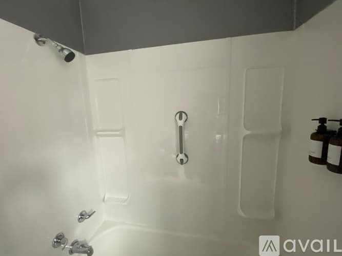 Evanston Apartment: 730 Wesley Avenue
