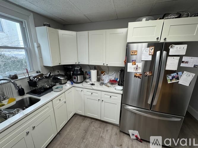 Somerville Apartment: 11 Burnham St
