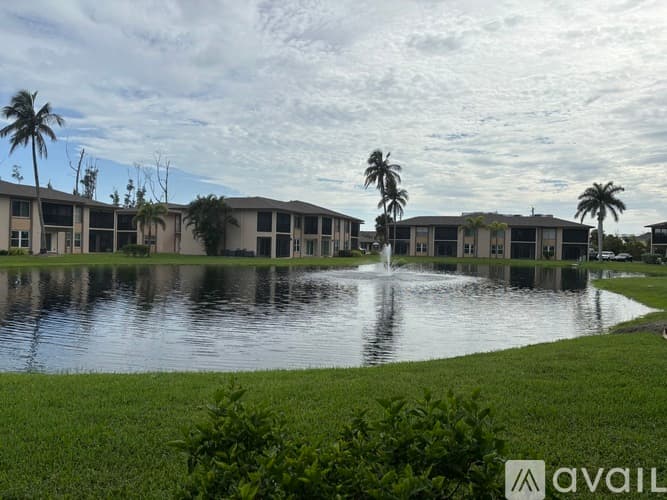 Fort Myers Condo: 16881 Davis Rd