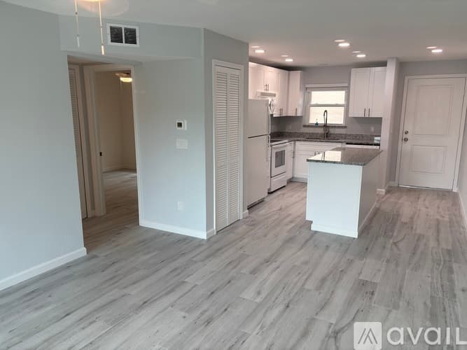 Fort Myers Condo: 16881 Davis Rd
