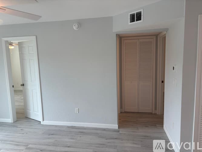 Fort Myers Condo: 16881 Davis Rd