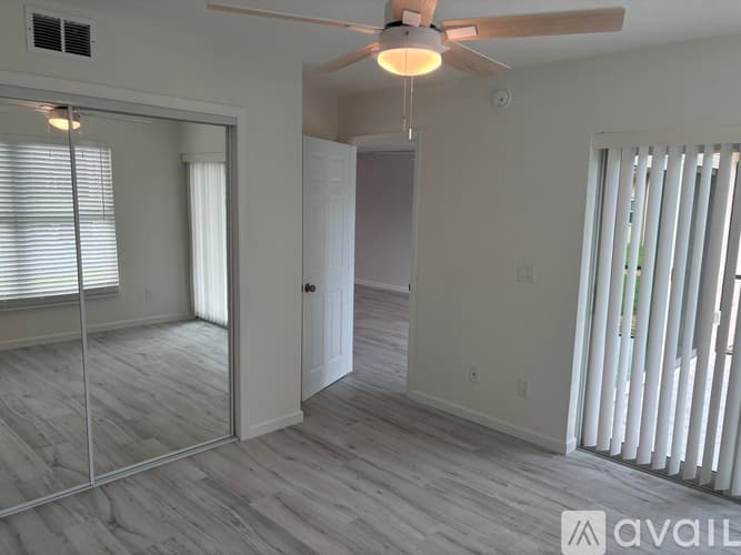 Fort Myers Condo: 16881 Davis Rd
