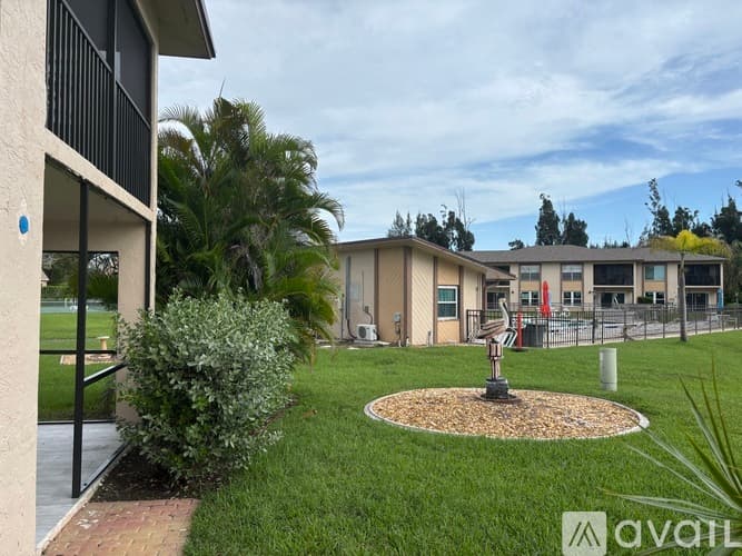 Fort Myers Condo: 16881 Davis Rd