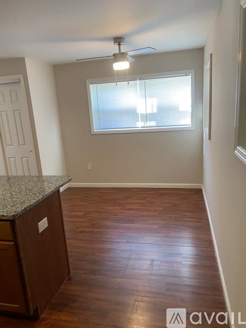 Cincinnati Apartment: 726 Ohio Pike