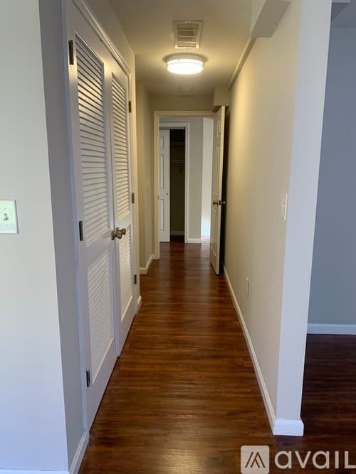 Cincinnati Apartment: 726 Ohio Pike
