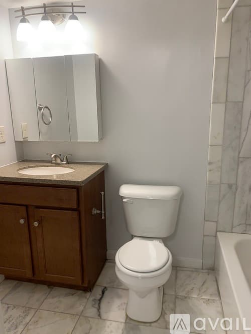 Cincinnati Apartment: 726 Ohio Pike
