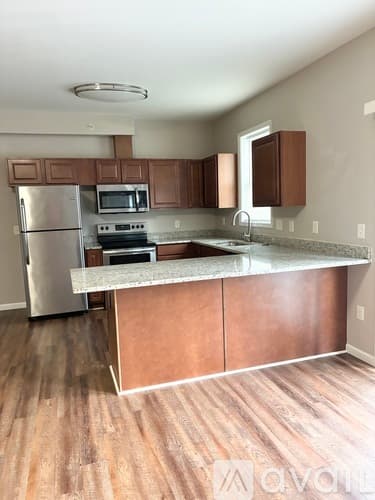 Cincinnati Apartment: 732 Ohio Pike