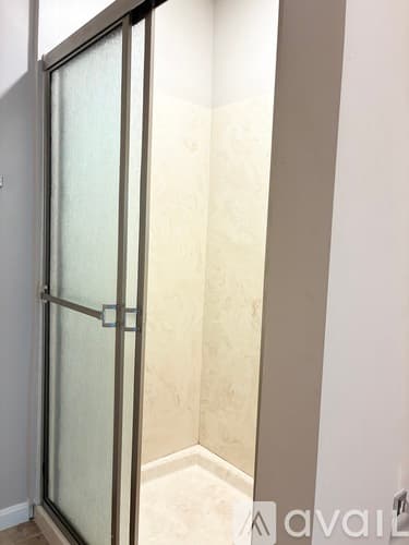 Cincinnati Apartment: 732 Ohio Pike