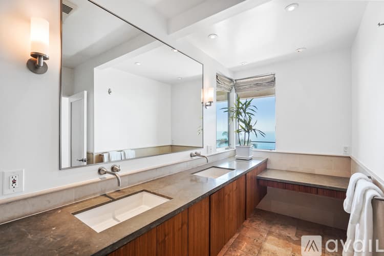 Malibu Condo: 18101 Coastline Drive