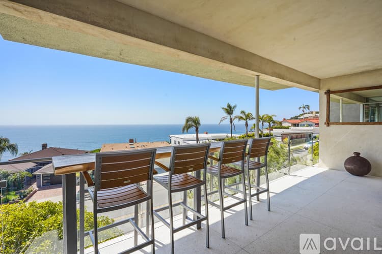 Malibu Condo: 18101 Coastline Drive