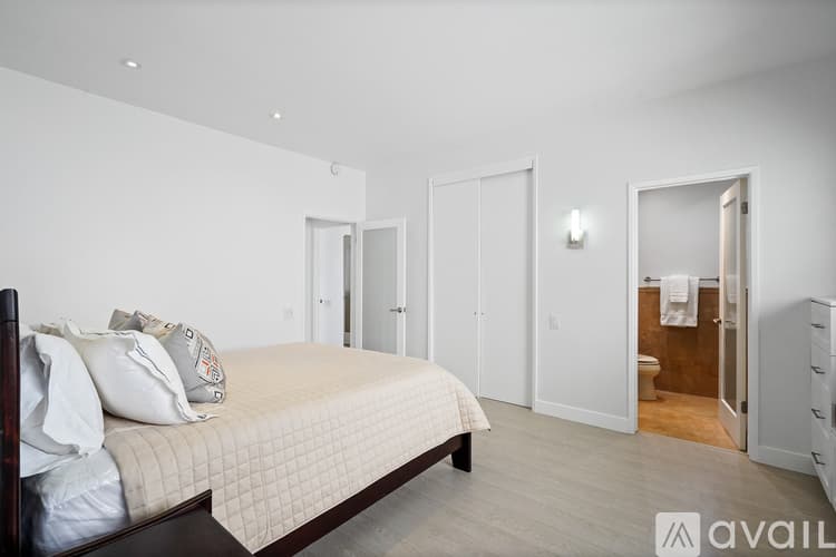 Malibu Condo: 18101 Coastline Drive