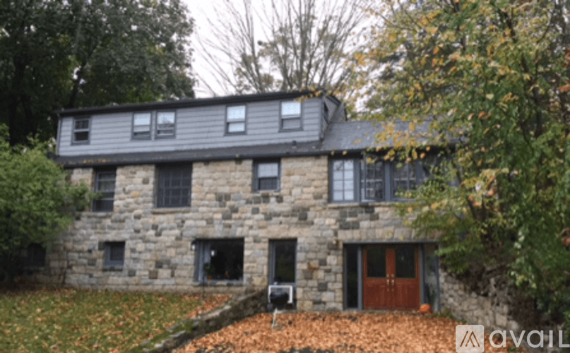 Westport Apartment: Newtown Turnpike Westport