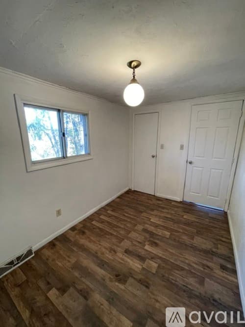 Monroeville House: 4860 William Penn Highway
