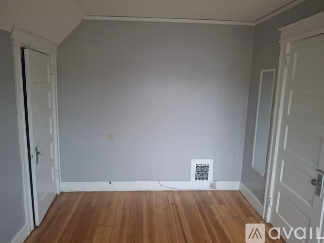 Hartford Apartment: 422 Prospect Ave