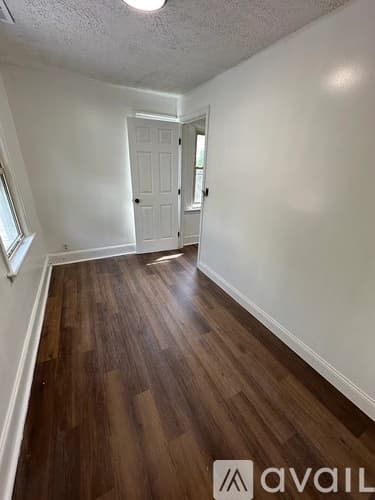 Waterbury Apartment: 417 N Walnut St