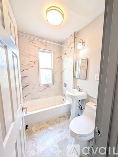 Hartford Apartment: 12 Groton St