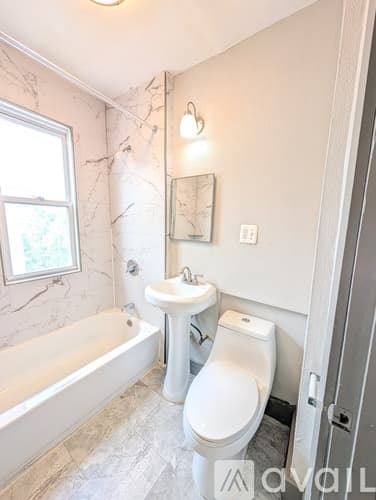 Hartford Apartment: 12 Groton St