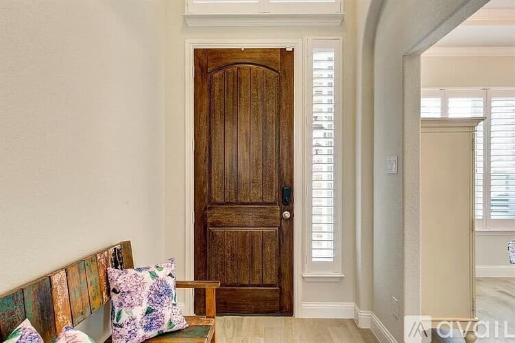 Aledo House: 144 Peace Pl