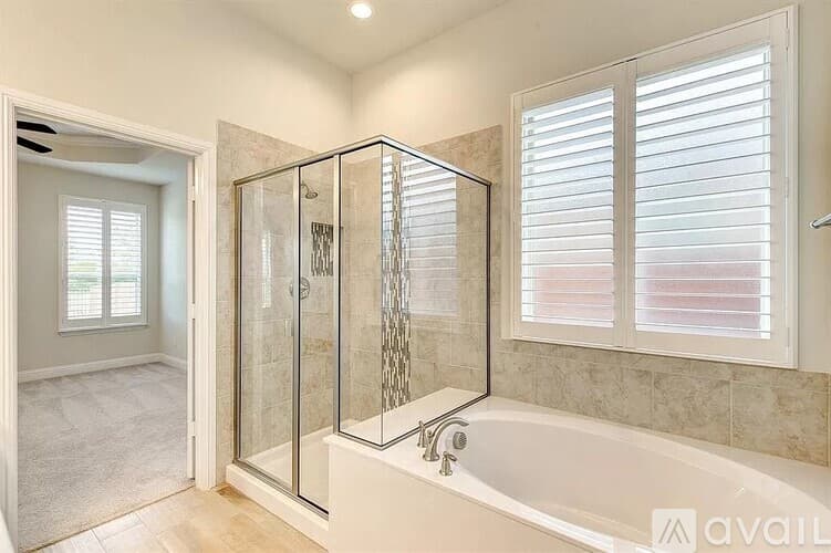 Aledo House: 144 Peace Pl