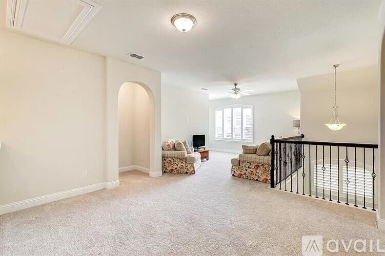 Aledo House: 144 Peace Pl