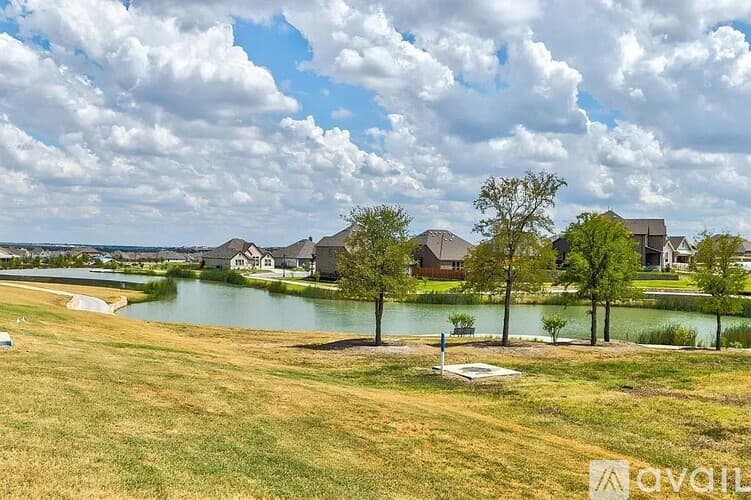 Aledo House: 144 Peace Pl