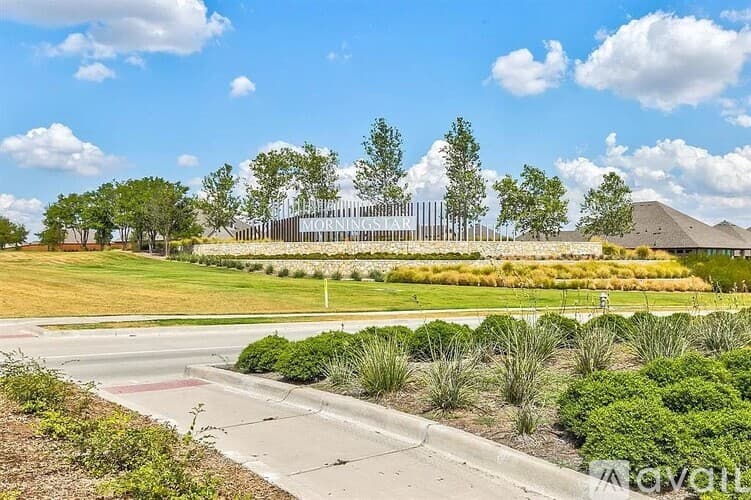 Aledo House: 144 Peace Pl