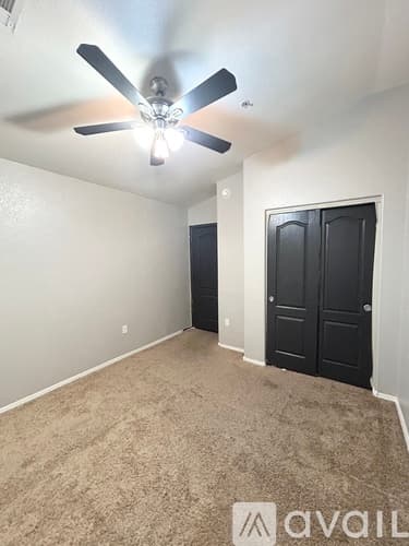 Goodyear Townhome: 356 North 169th Avenue